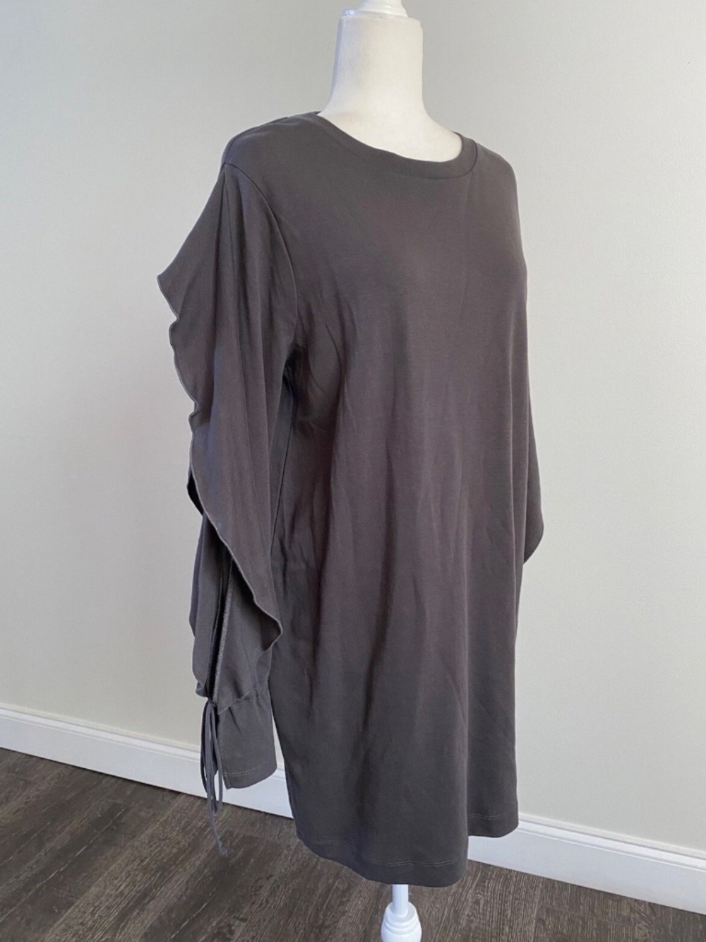 NWOT Zara Basic Long Sleeve Ruffle Dress sz Small - Picture 2 of 6